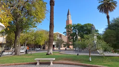 Plaza 25 de Mayo.-