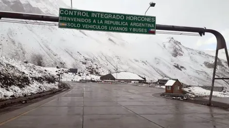 Los pasos fronterizos a Chile por Mendoza están cerrados por las nevadas