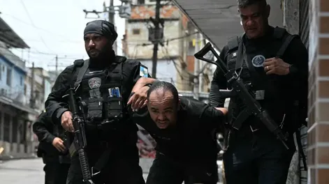 Detuvieron a tres brasileños que intentaban entrar ilegalmente al país: investigan si son del Comando Vermelho