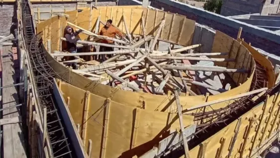 En el templo de San Expedito ya se hormigoneó la base de la cúpula una de las tareas mas difíciles y costosas.