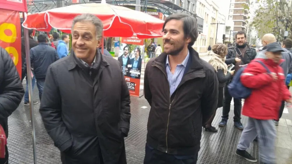 Los candidatos del Frente de Izquierda arrancaron con una caminata