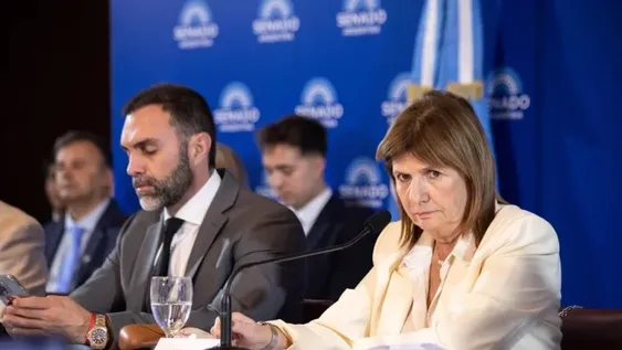 LLA quiere aprobar la Reforma Laboral en el Senado el 11 de febrero: acelera las negociaciones con los dialoguistas
