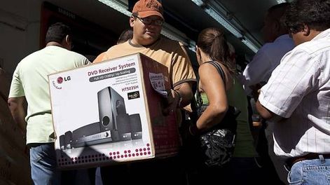 Chávez quiere militarizar el control de los precios