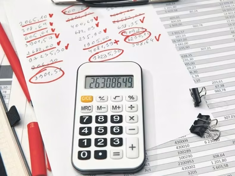 En Argentina un consumidor promedio paga hasta 41 impuestos diferentes al año