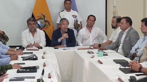 Estado de sitio y toque de queda en algunas regiones de Ecuador tras el asesinato de un alcalde