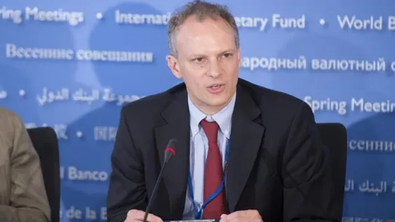 FMI habla de “riesgo considerable” si en las elecciones hay un giro político