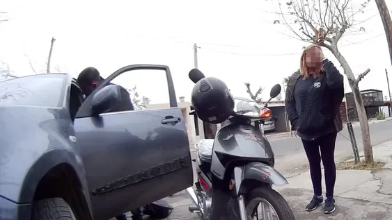 Denunció que dos motochorros le robaron $900.000 de su empresa que iba a depositar