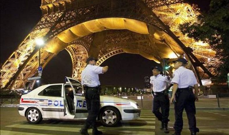 Alerta en París