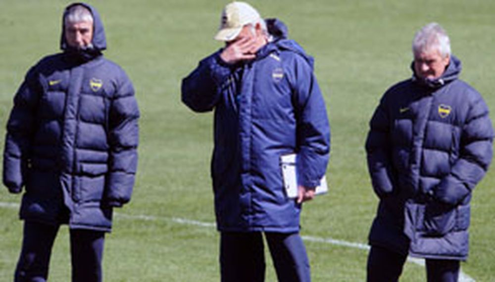 Extraña práctica de Boca con apenas 10 jugadores