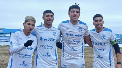Goleadores. En el Este, Sportivo 9 de Julio fue demoledor ante Viila Ibañez. En el Torneo Apertura la pelea por los Cuartos de Final es apasionante.