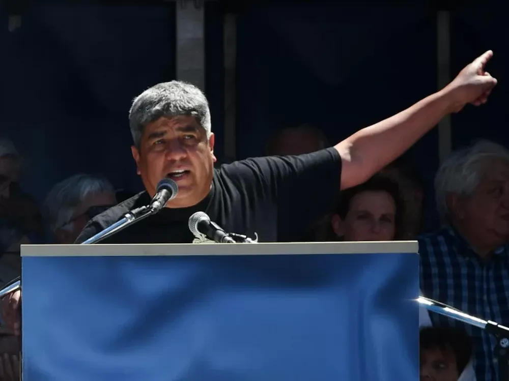 Denunciaron a Pablo Moyano porque dijo tirar al Riachuelo al ministro Luis Caputo