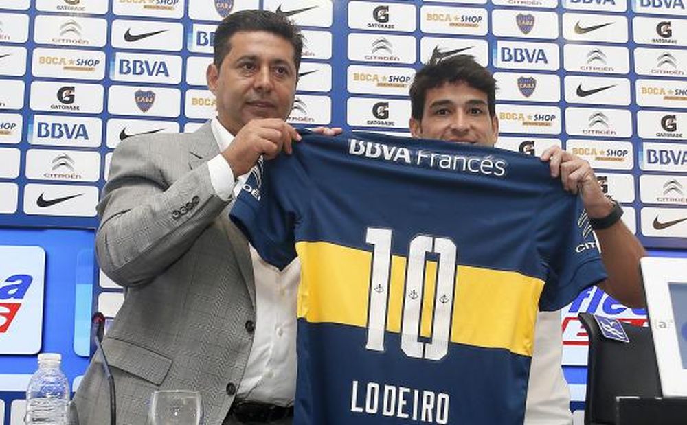 Lodeiro llegó y ya se probó la 10