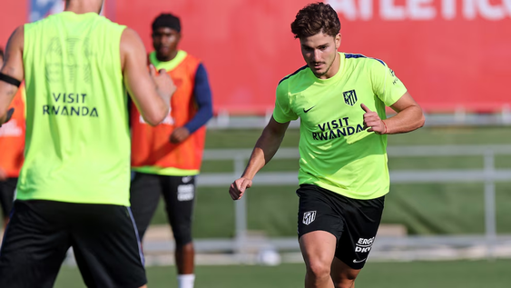 Julián Álvarez volvió a los entrenamientos del Atlético de Madrid junto al resto de sus compañeros