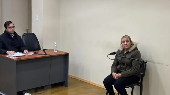 La investigan por truchar la firma de una jueza para poder visitar a su esposo en el Penal