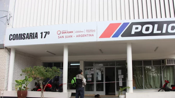 Una mujer denunció que fue golpeada por una policía dentro de una comisaría de Chimbas