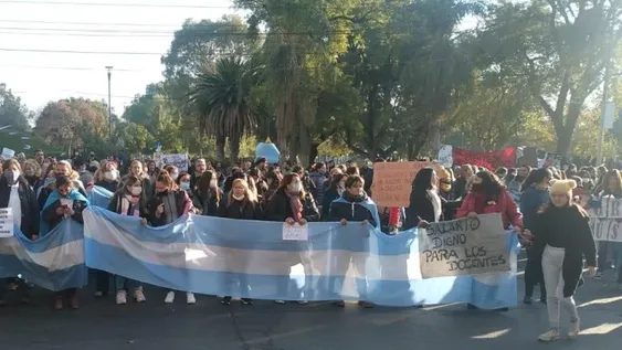 Autoconvocados se movilizarán mañana por la tarde y definirán nuevas medidas