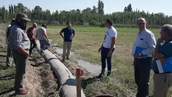 Entregan gratis sistemas para riego a productores de hasta 5 hectáreas