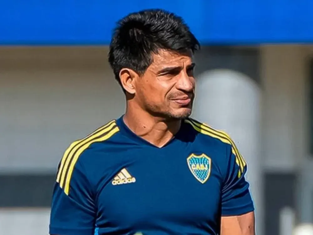 Hugo Ibarra se retiró en ambulancia del entrenamiento y fue hospitalizado