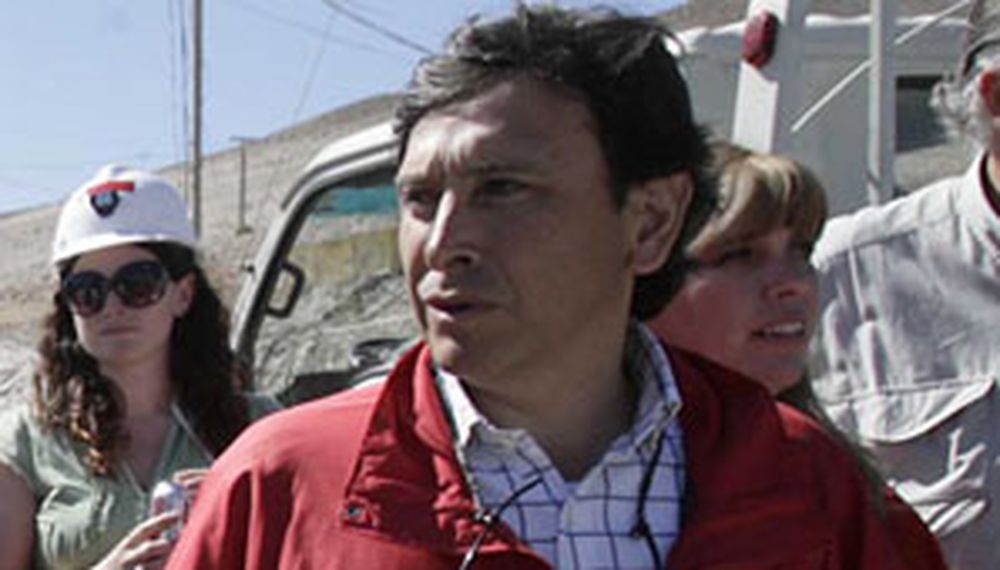 Ministro dice que esperan hoy sacar al menos a un minero