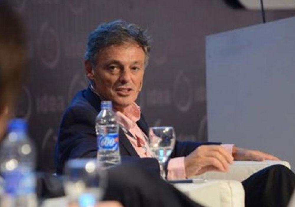 Bajan el impuesto en autos de lujo y motos