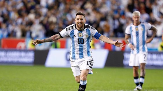 Despedida. Messi encabezará el amistoso de Argentina ante Zambia, en el último partido en el país antes del Mundial.
