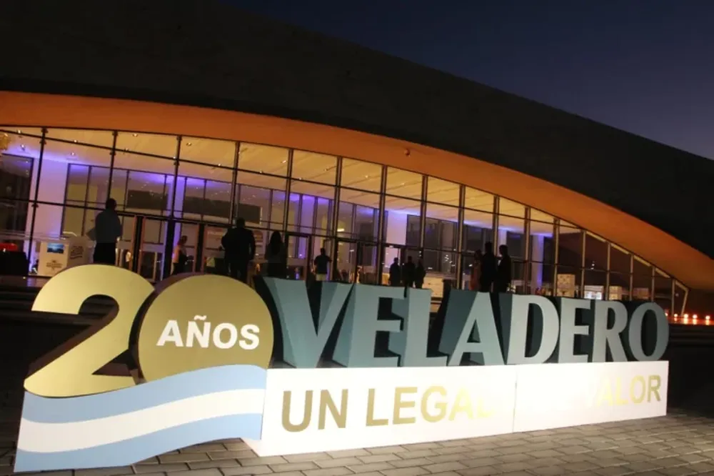 Con música y jóvenes talentos cerró la Gala de Ganadores del concurso de Canto Lírico Cangemi