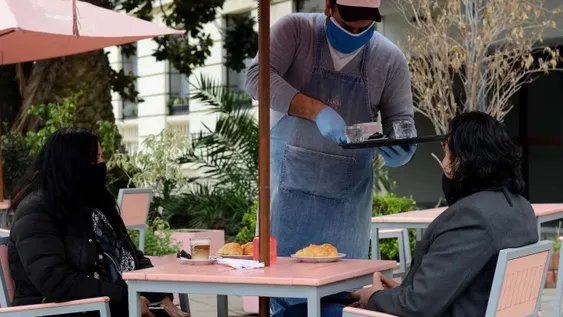 Confirmaron 10.504 contagios y 259 nuevas muertes en las últimas 24 horas en el país