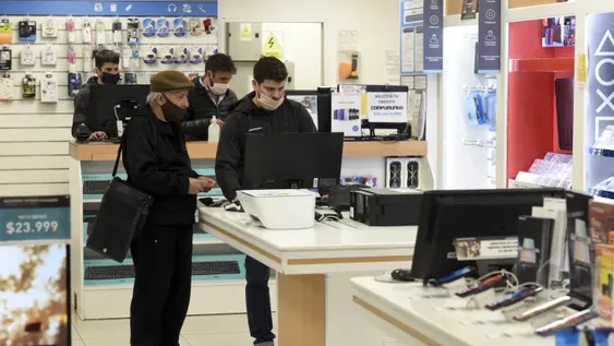 El Gobierno avanza con el ingreso básico para personas vulnerables