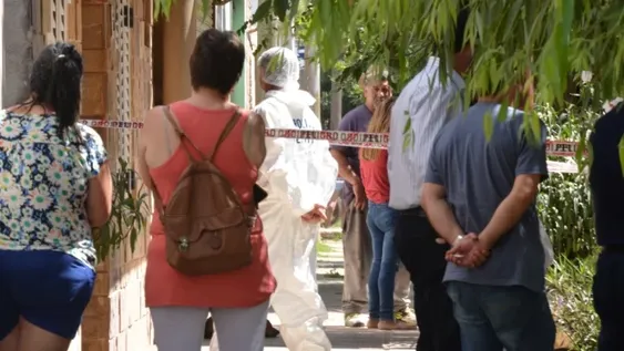 Chateaba con su mamá y no recibió más respuesta: la habían matado a puñaladas