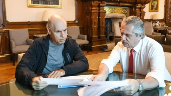 Fernández se reunió con Larreta para definir cómo seguirá la cuarentena