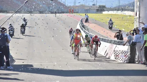 Nicolás Tivani ganó su cuarta carrera de la temporada