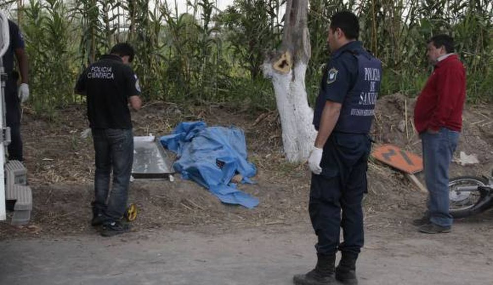 Un adolescente fue a comprar y se mató al chocar en moto