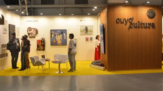 EL STAND que articula y visibiliza las producciones artísticas contemporáneas de las provincias cuyanas.