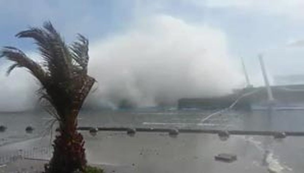 Fotos y videos: impactantes marejadas en la costa chilena
