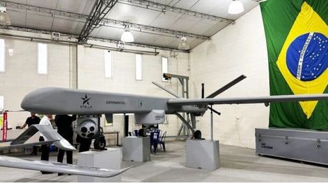 IMAGEN del dron Atobá, una de las aeronaves de ataque más imponentes del mundo, capaz de volar con un peso de hasta 160 kilogramos.