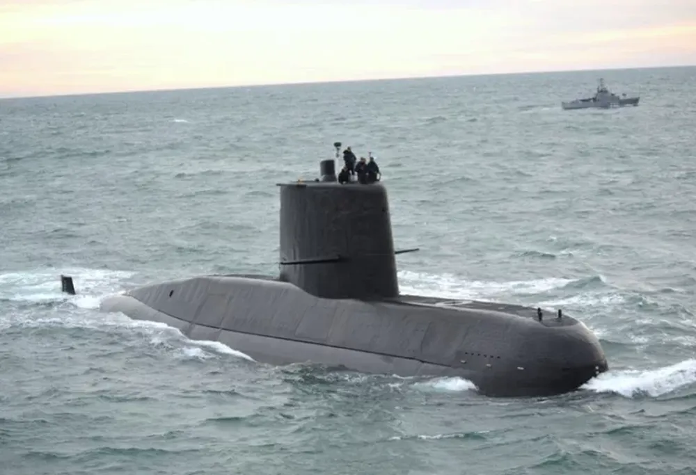 Un pesquero chino había intentado embestir al submarino ARA San Juan