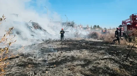 fuego prohibido y multas duras: advierten que quemar pastizales o basura en san juan se paga con carcel