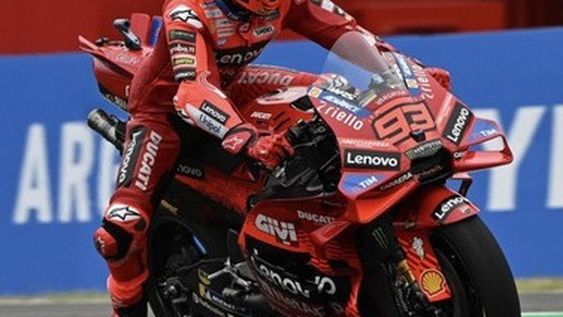INTRATABLE. El español y la Ducati impusieron condiciones en la carrera corta de ayer, y en la clasificación.