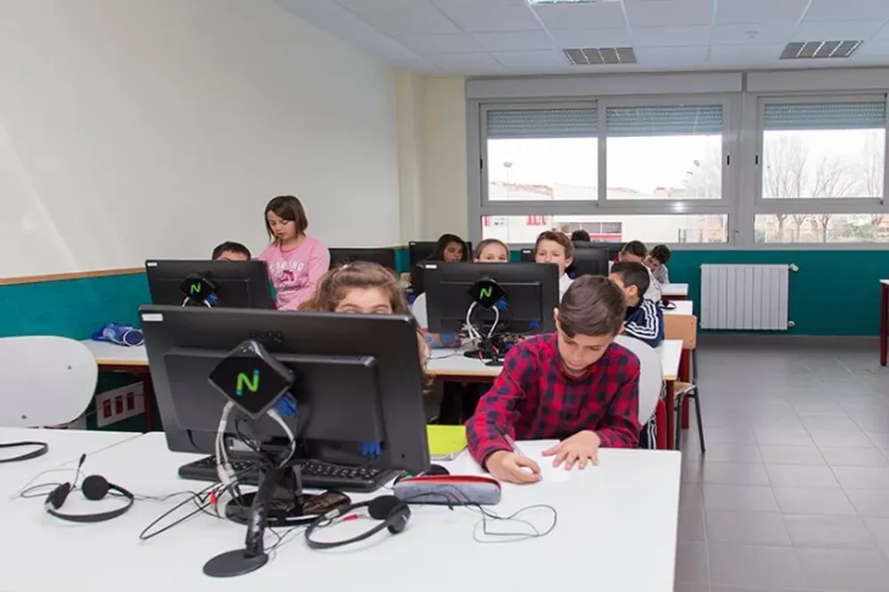 La reforma curricular educativa hace foco en las finanzas y la IA