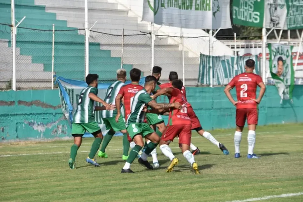 Desamparados empató y le allanó el camino a Camioneros