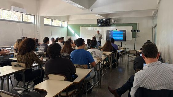 La UCCuyo lanzó una nueva Diplomatura sobre la minería.