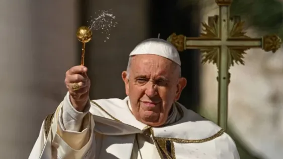 Aseguran que el año que viene Francisco visitará Argentina por primera vez