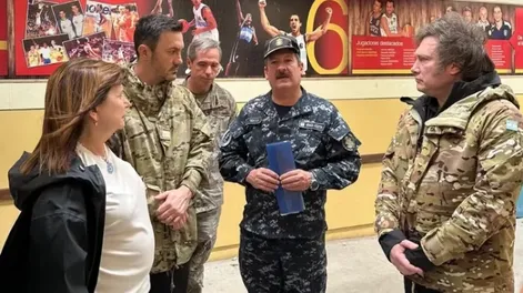 “Los argentinos siempre sacamos lo mejor de nosotros”, dijo Milei tras recorrer Bahía Blanca