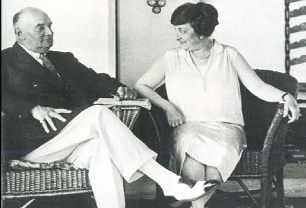 MARCELO DE ALVEAR, protagonizó uno de los más resonantes romances de la época, con Regina Pacini, una soprano, nacida en Lisboa.