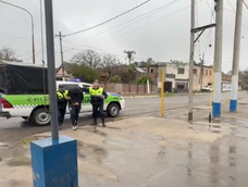 Tiene 17 años y está acusado de rociar con alcohol y prender fuego a su expareja en Tucumán: quedó detenido.