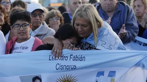 Familiares ARA San Juan califican de “golpe judicial” el sobreseimiento a Macri