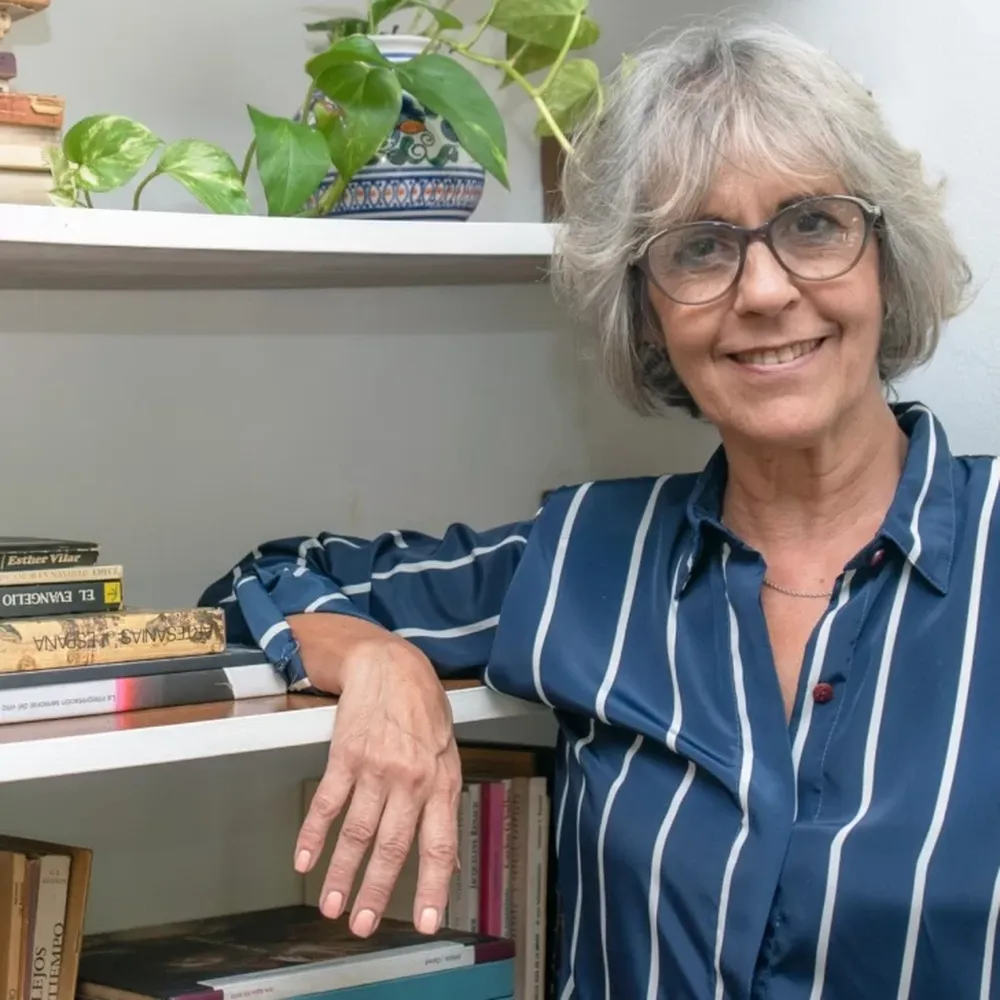 Los hilos de una historia desconocida