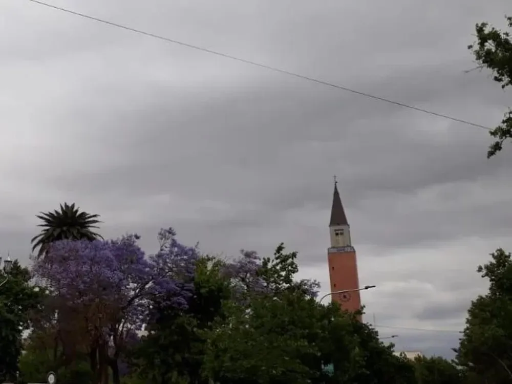 Mucho frío y probabilidad de lloviznas para las próximas horas en San Juan. Lo que depara el pronóstico del tiempo.&nbsp;