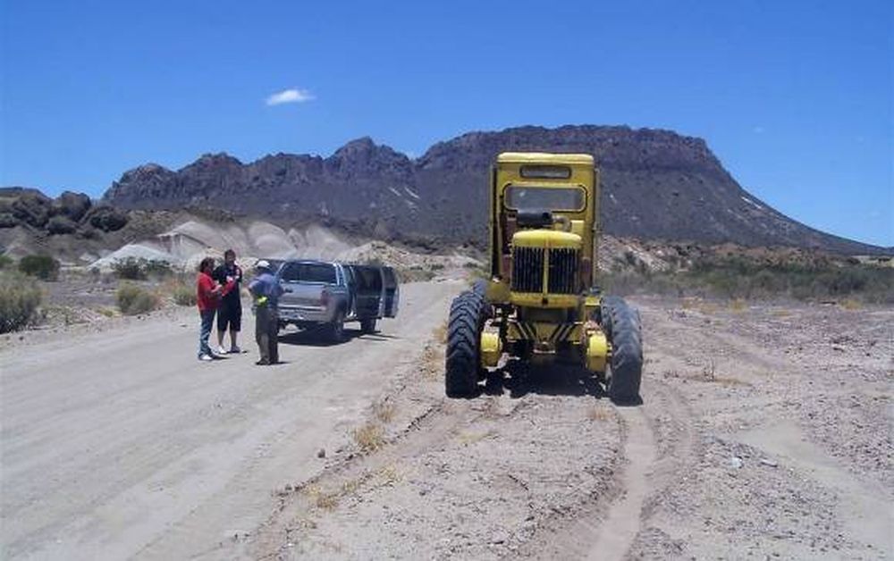 Ischigualasto: tiran sales para compactar el camino