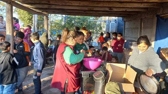 La Asociación del Milagro pide ayuda para poder preparar locro para los 150 chicos de sus merenderos y festejar el Día de la Patria.